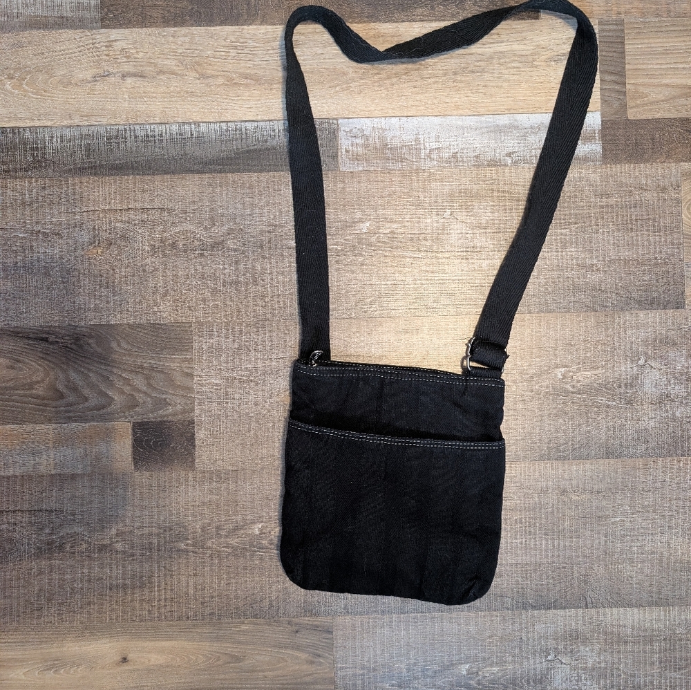 Thirty-One Black Messenger Bag